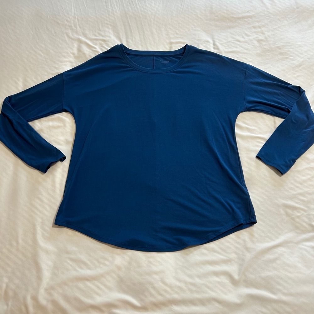 Athleta Breezy Scoop Neck Long Sleeve Top Blue Modal Blend Relaxed Fit Womens M